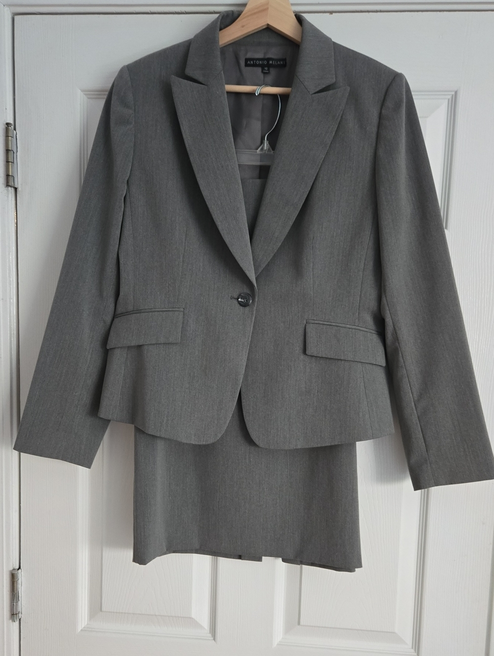 ANTONIO MELANI Size 10 Gray Single-Button Tailored Suit With Skirt